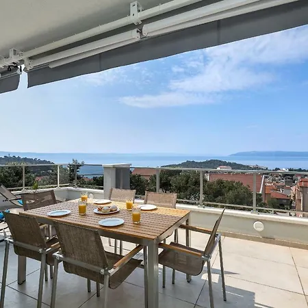 アパート Penthouse Bella Vista