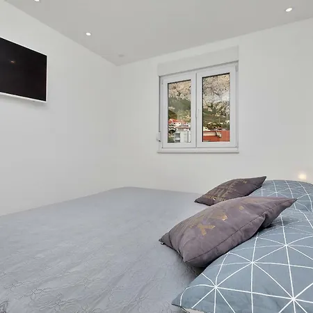 Penthouse Bella Vista マカルスカ