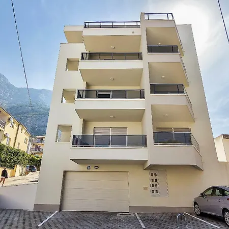 Penthouse Bella Vista Apartmán *