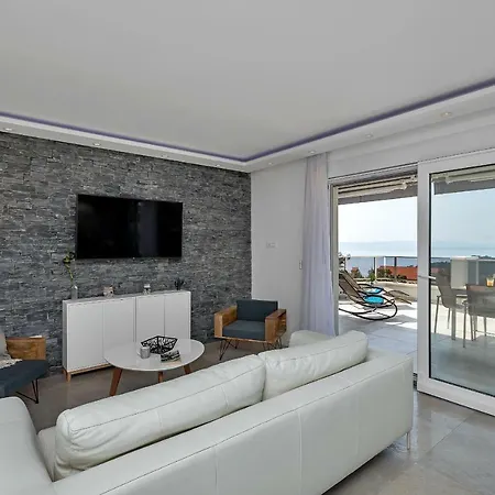 Penthouse Bella Vista Apartment